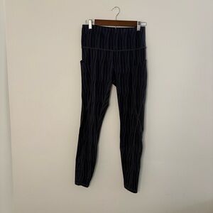 Ododos Stylish Black Patterned Women's Leggings Medium like new!